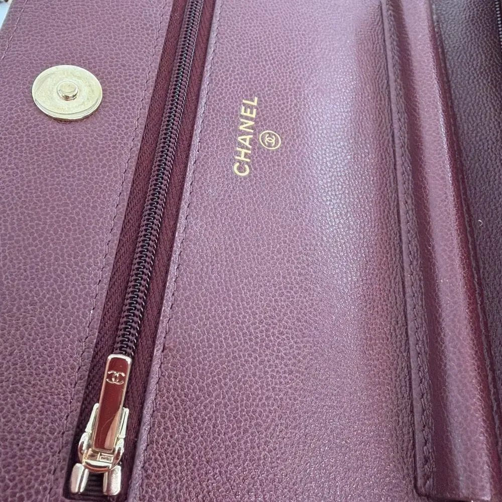 Chanel Burgundy Caviar Seasonal Wallet On Chain